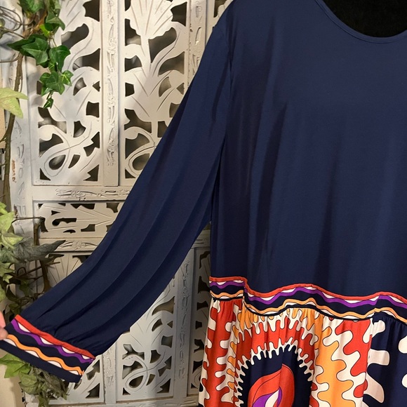 DONNA MORGAN NICE NAVY BLUE WITH GROOVY MULTICOLORS LONG SLEEVE MAXI DRESS - Picture 5 of 11